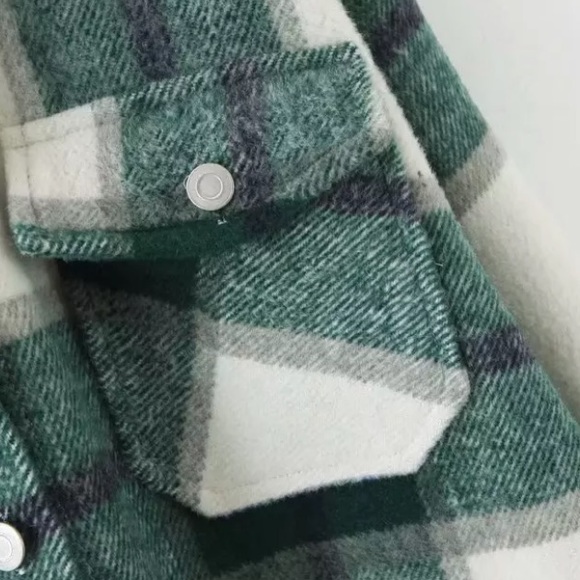 SOLD OUT Green Plaid Oversized Flannel Shacket Shirt Jacket - Picture 9 of 11